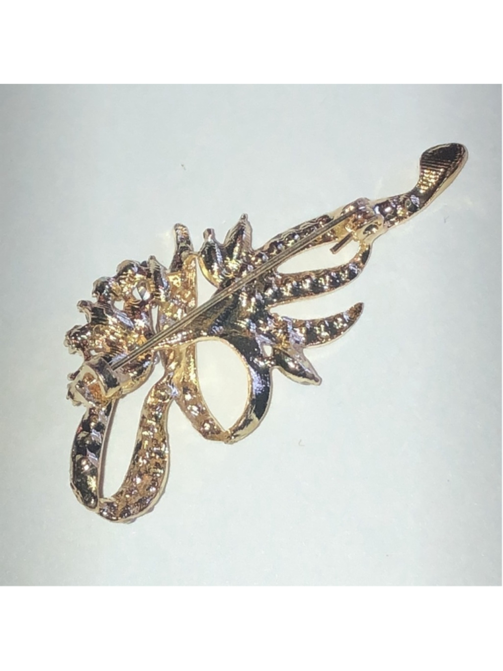 Elegant Gold Tone and Pink Rhinestone Floral Brooch - Picture 4 of 5